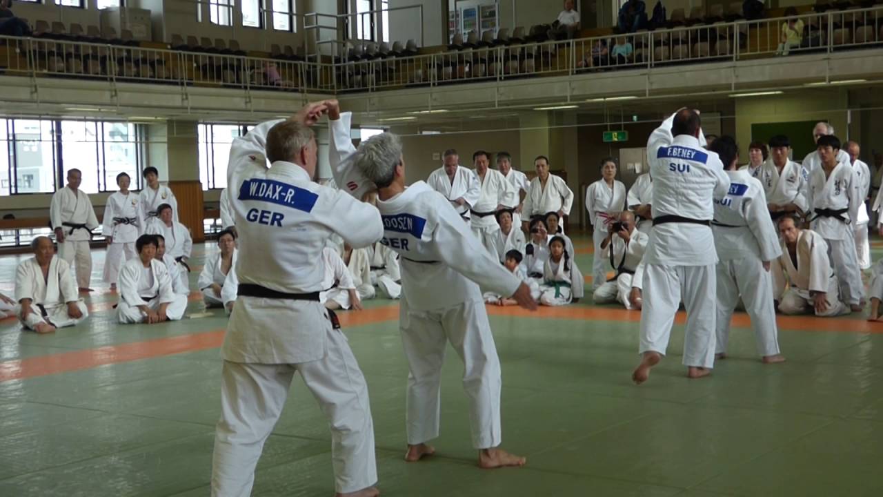 Ju no Kata - Kodokan Summer Course 2016 - YouTube
