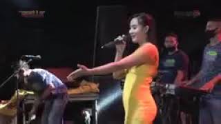 Download Lagu Yeni Inka ~ Ku puja Puja - Bersama OM-ADELLA Download Lagu Yeni Inka ~ Ku puja Puja - Bersama OM-ADELLA