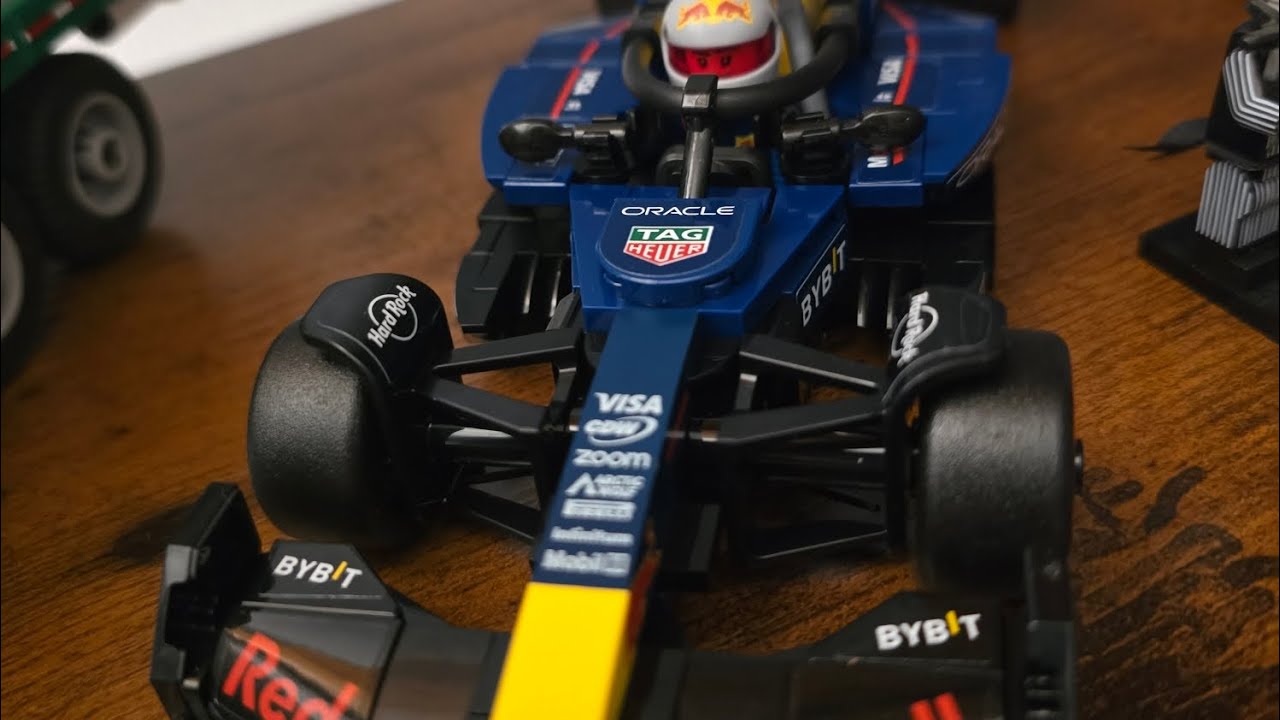 Quick Build of LEGO Formula 1 car!