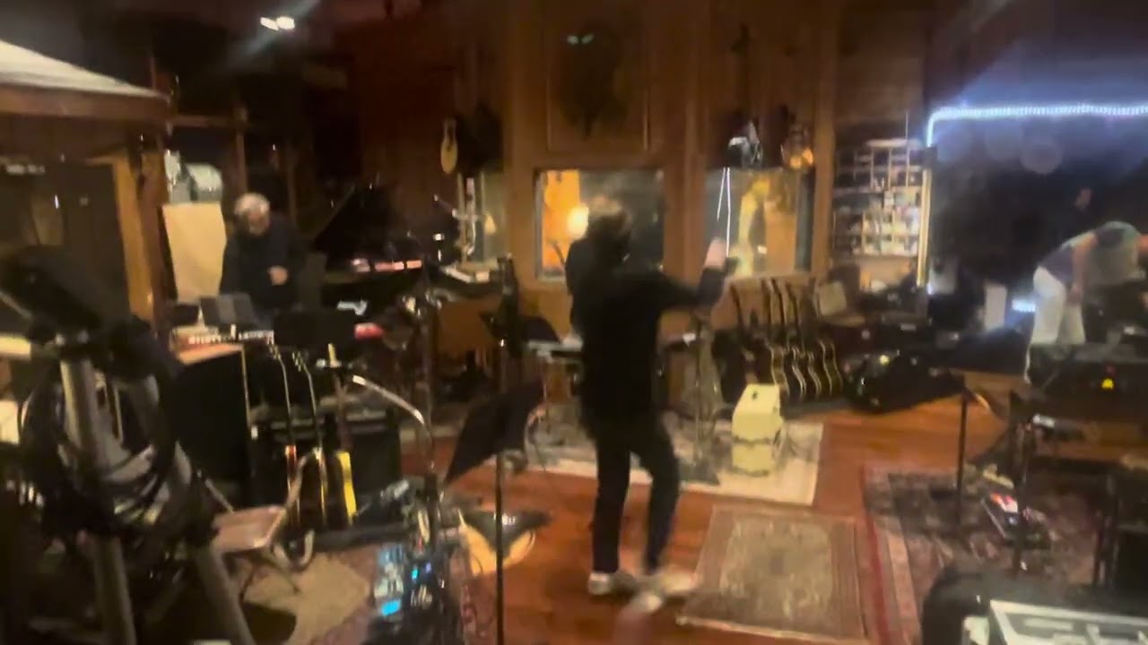 Quick tour of Southern Ground studios, Nashville, Tn.