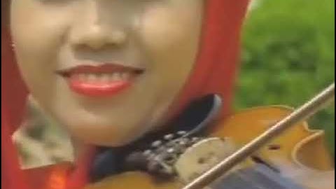 sadarlah hai mata elhawa vocal almarhumah hj Ulya zain