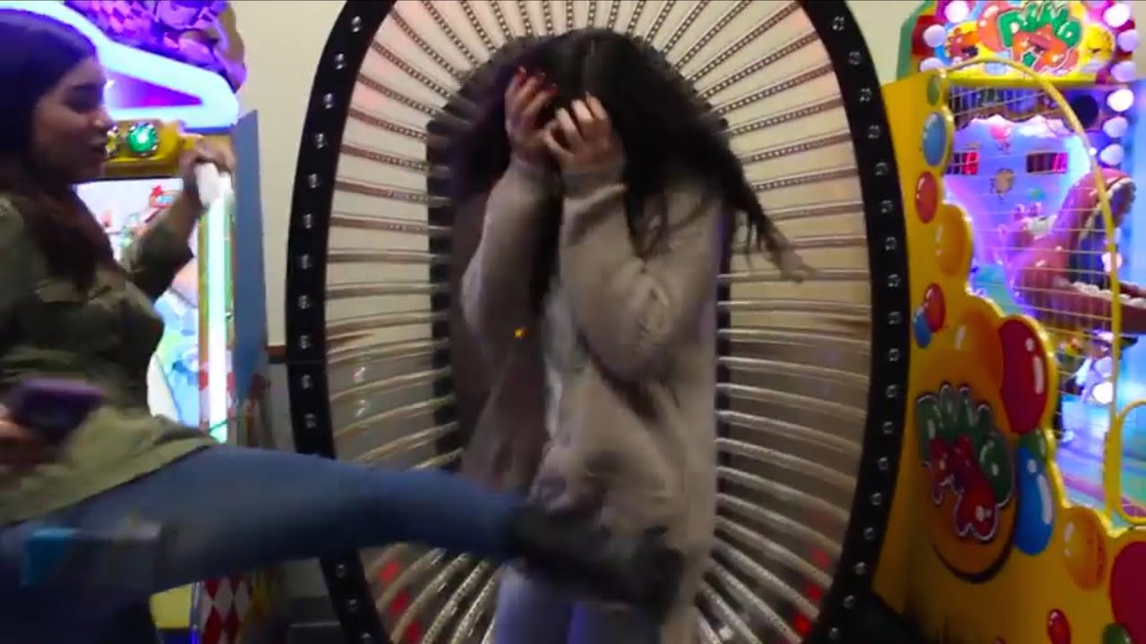 Teenagers Go To Chuck E Cheese YouTube