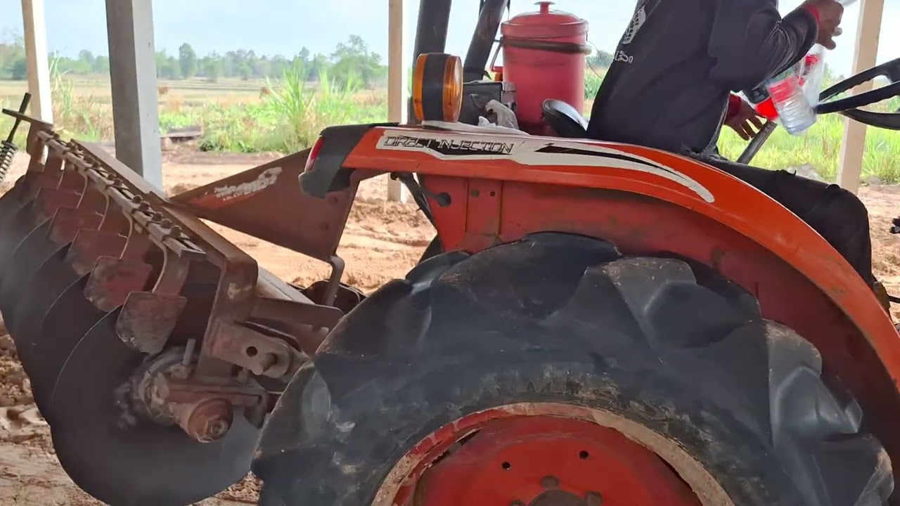 มาชมอาจารย์กี้เก็บงานคอกวัวใหญ่จะชนเสาไหมน๋า #ศรีสะเกษแม็คโครซิ่ง 