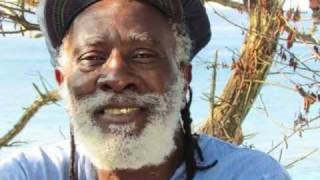 Video thumbnail of "Burning Spear Since 1969 Medium"