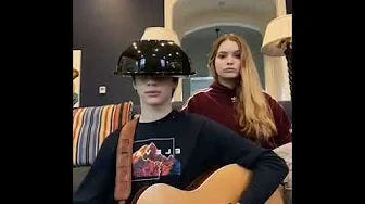 Back in black (Credit: @graciesclam)