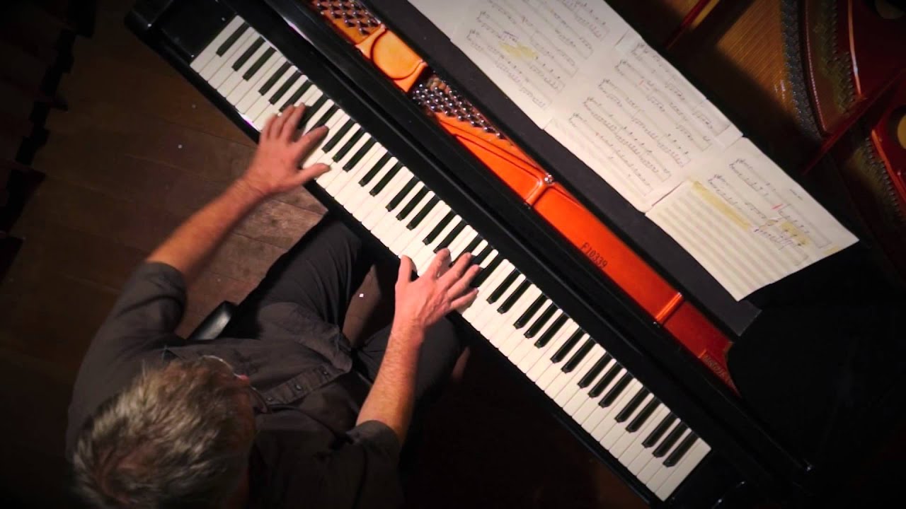 Mayumi Kato "Orange Moon" Paul Barton, FEURICH 218 piano