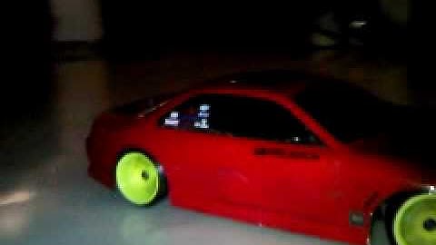 Yokomo MR4TC Countersteering Practice