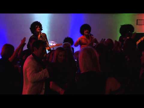 Boogie Oogie Oogie Live