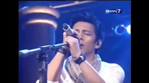 PETERPAN FEAT IWAN FALS: YANG TERLUPAKAN LIVE!!