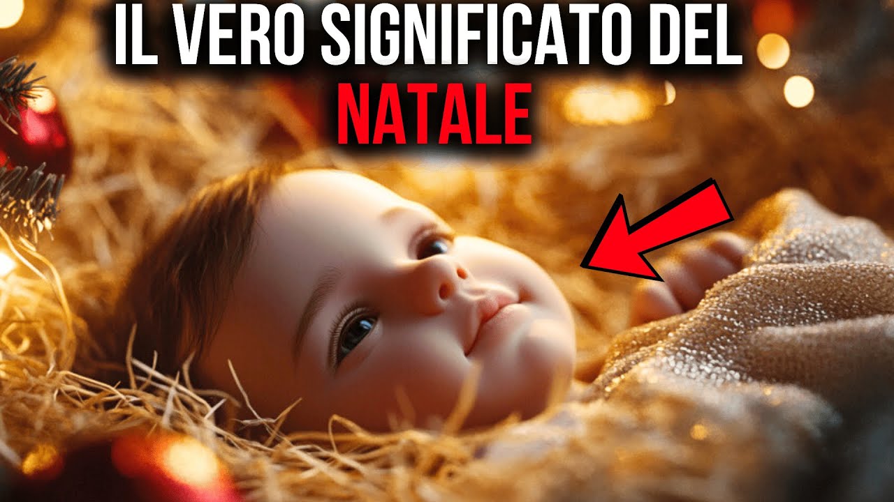 tazza di carta da caffè natalizia con cappello da Babbo Natale e testo con scrte su