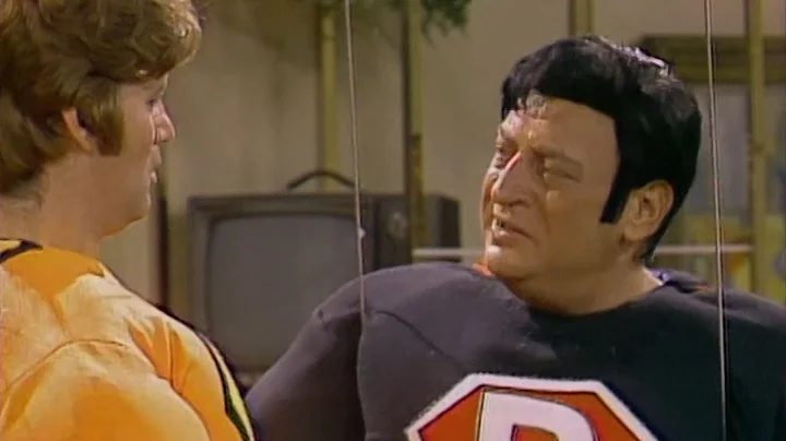 Superhero Face Off: Rodney Dangerfield vs. Bill Mu...