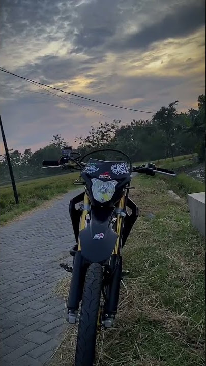 Video Cinematic 𝘾𝙧𝙛 𝙄𝙨𝙢𝙤𝙮𝙤 Supermoto / @reihan_br || 30detik 🔥