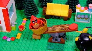 LEGO: Angry Birds vs Bad Piggies