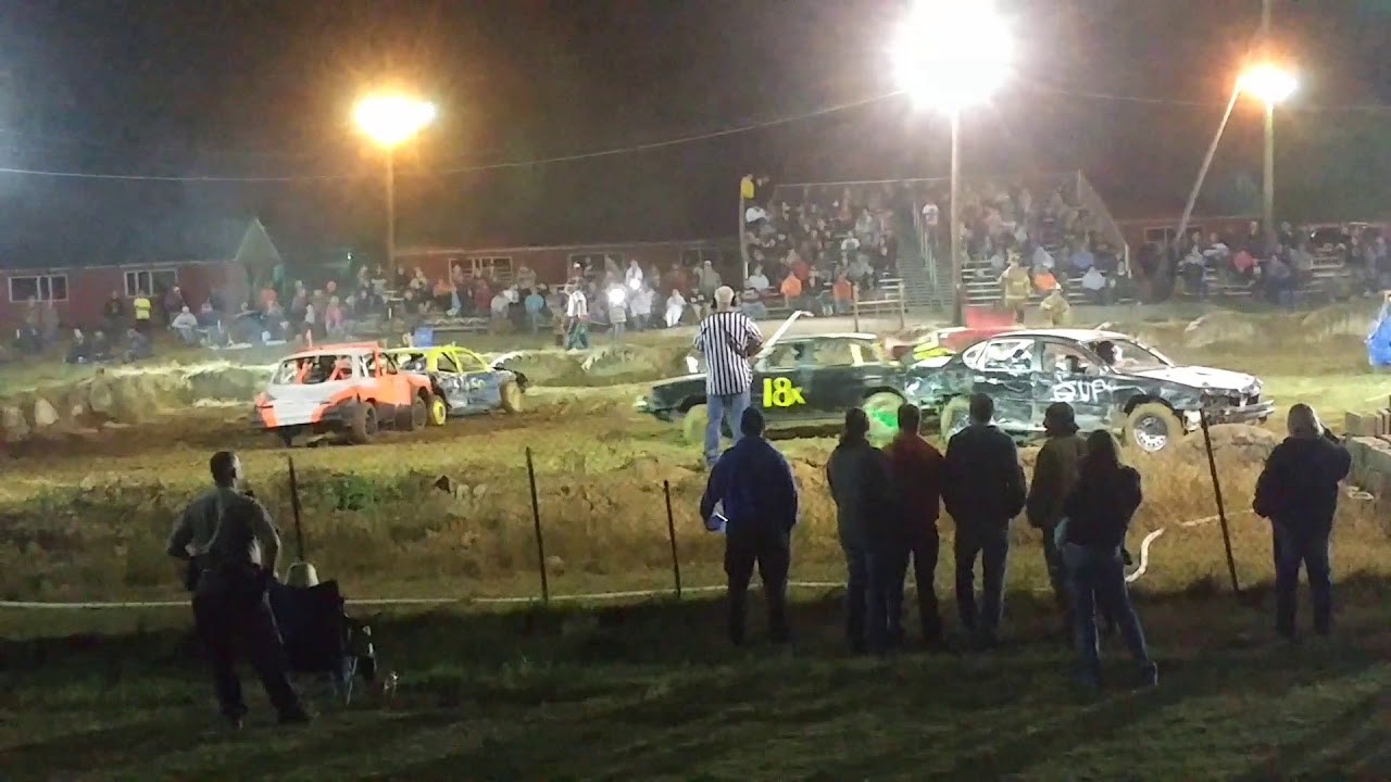 Paw Paw fairgrounds qualifying heat monster mash oct 21, 2017 YouTube