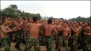 Hujan turun lagi yel yel TNI semangat