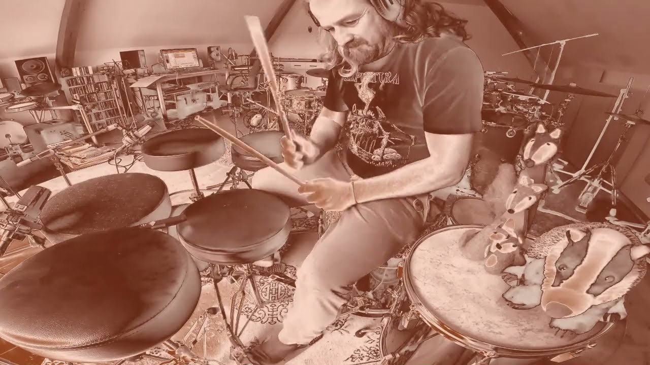 Too much thrones? MAKE A DRUMKIT! Drumthronedrums - drumcover.