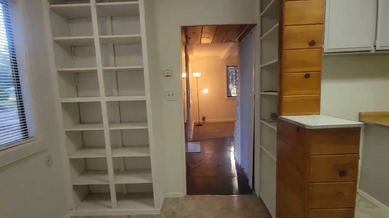 Quick Walk-thru of Tahoma Cabin on 10th