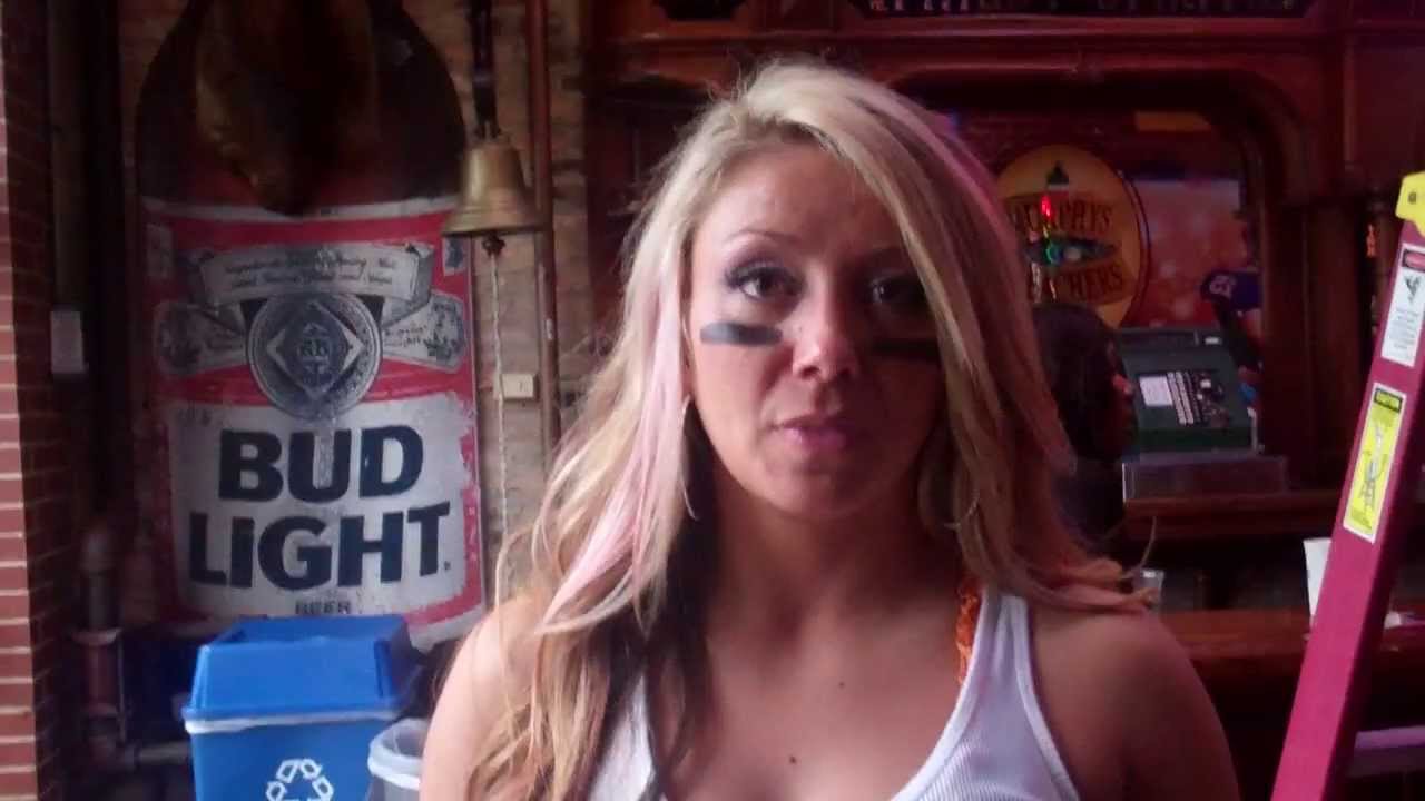 Chicago Bliss QB Heather Furr at 2013 media day YouTube