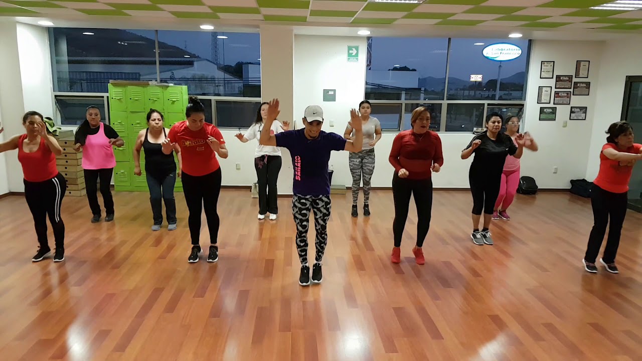 El viejo del sombreron new Version. - Grupo 6 pm SPORT VIDA