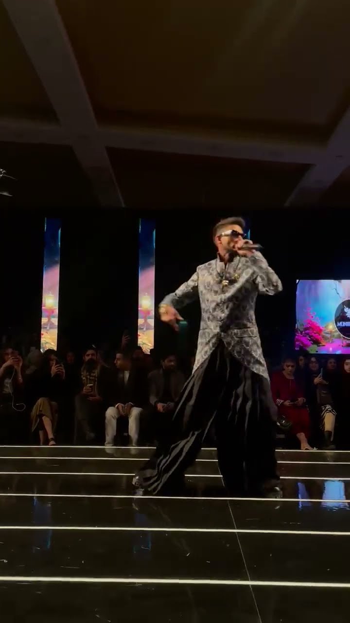 Talha Anjum Performs At 22nd NEO HUM Bridal Couture Week with his unmatched energy.