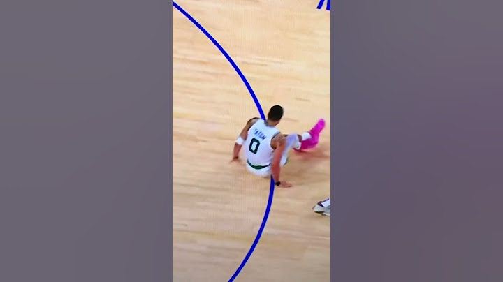 The lower leg injury suffered by Jayson Tatum in Game 4 😬