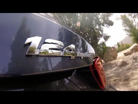 Video: Fiat 124 Spider First Drive - Manualnya