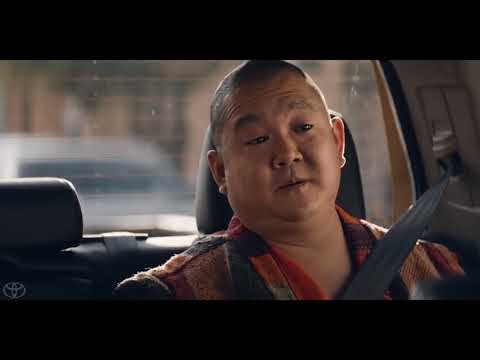смешная реклама от Toyota