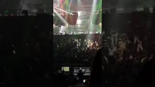 20170225 2pm 6 nights junho just jumped in the middle of the crowd