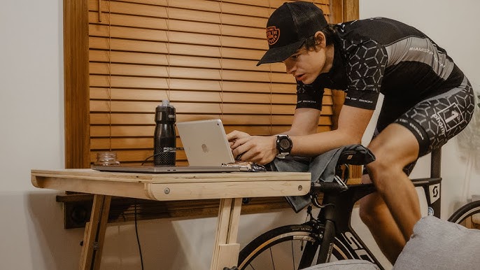 ELITE Training Desk - Stylischer & praktischer Indoor Cycling