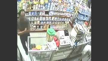 Waspada Video Pencurian Terekam CCTV
