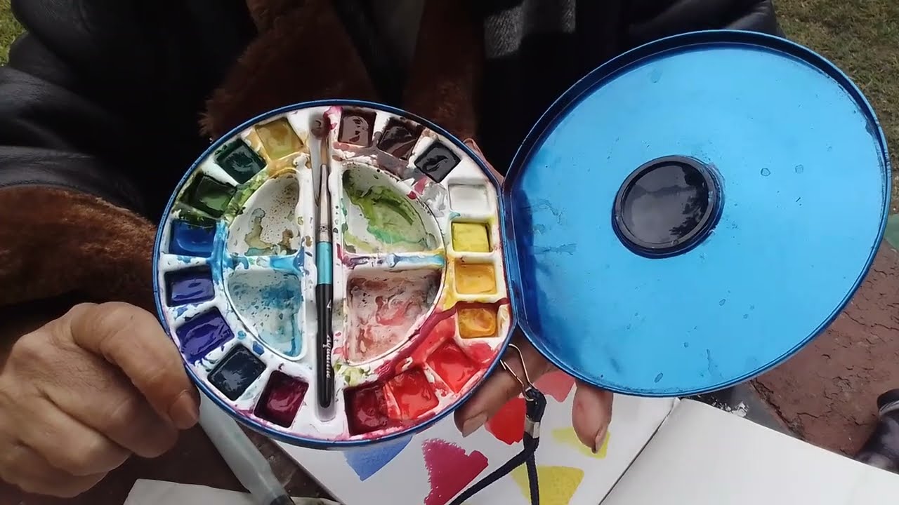 Review: Acuarelas Aquafine de viaje. La redondita de 18 colores de Daler & Rowney.