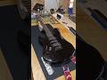 l'histoire de cette guitare est incroyable