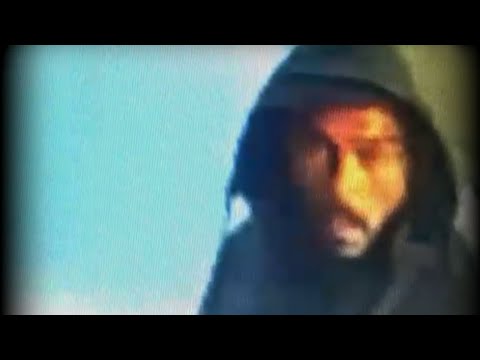 لا رحمة للفقراء لص محترف يترص د شاب ا بسيط ا ويخطف دراجته أمام منزله في ثوان والشارع يغلي غضب ا