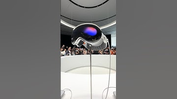 Apple Vision Pro - FIRST LOOK