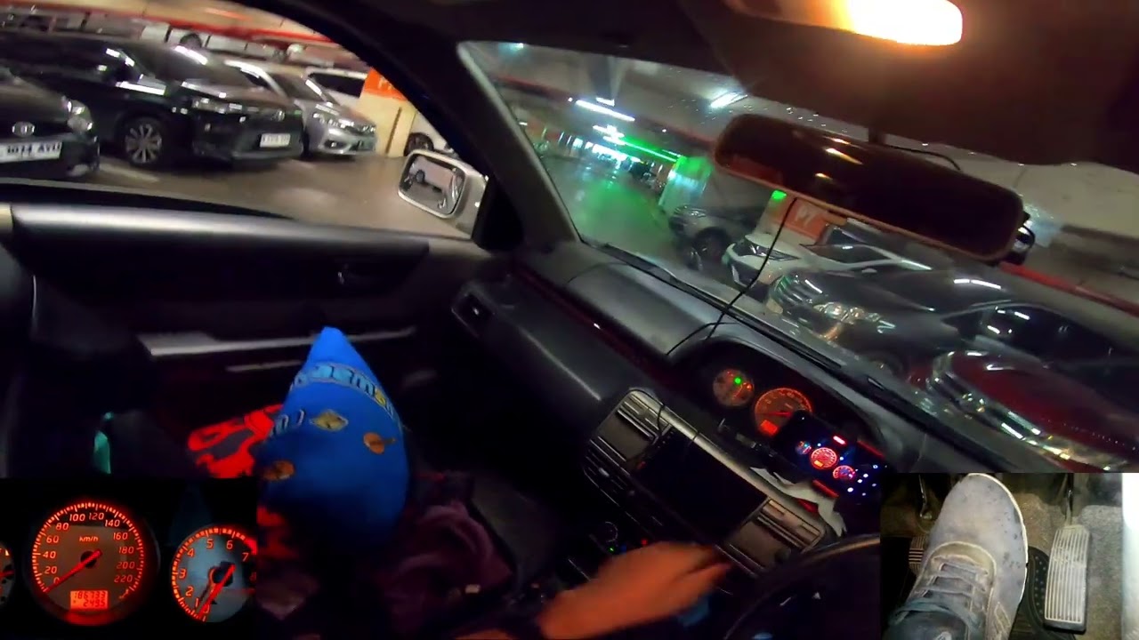 Parkir Mall Sejuta Umat - Royal Plaza Surabaya - Ketemu Spiral Panjang, Kanan Mepet Kiri Aman