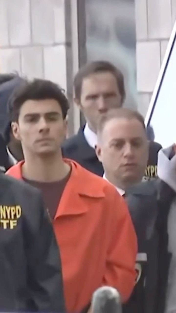 Luigi Mangione arrives in New York City to face murder charges #shorts