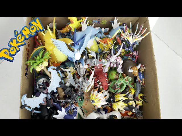 New Legendary pokemon Figures / Box of Pokemon Toys class=
