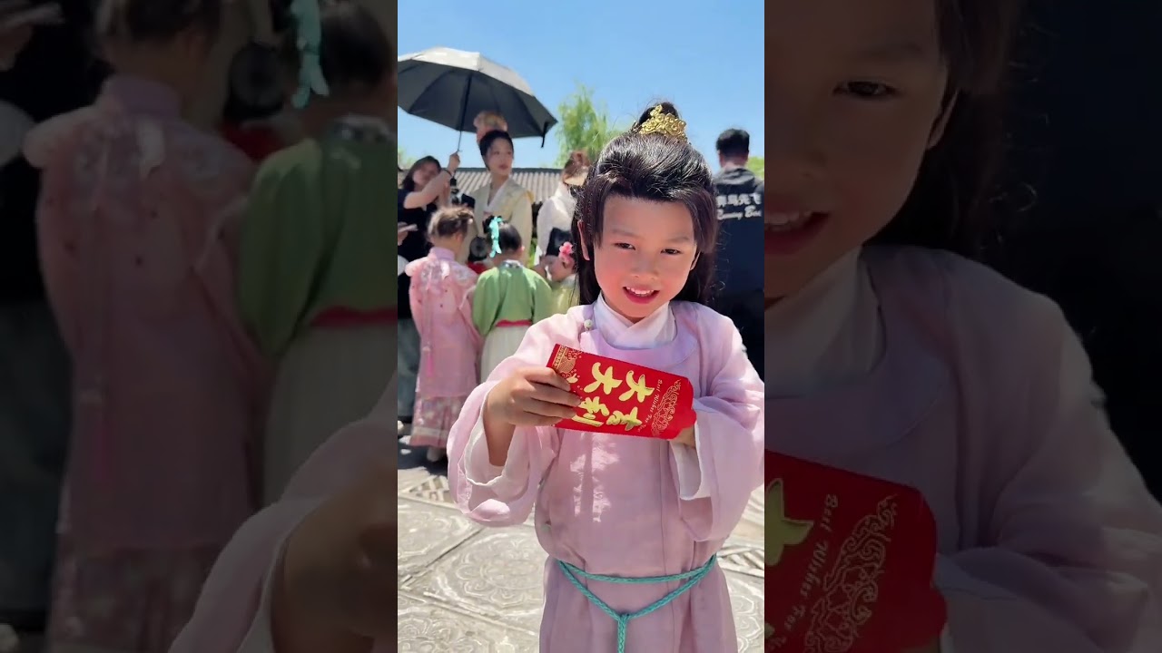 Behind the scene in Five Babies in Palace