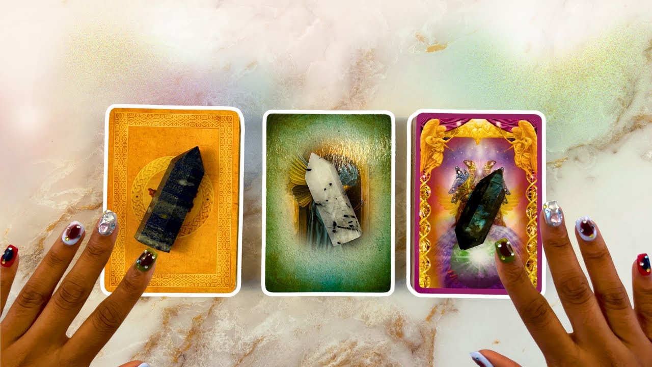 ❁ 𝙒𝙝𝙖𝙩 𝙒𝙞𝙡𝙡 𝘼𝙪𝙜𝙪𝙨𝙩 𝘽𝙧𝙞𝙣𝙜 𝙔𝙤𝙪? ❁ Pick A Card Tarot Reading🔮*. * ·