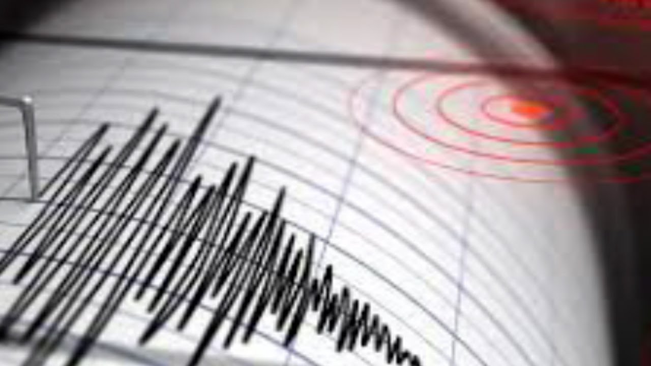 Earthquake of magnitude 60 strikes North Eastern states tremors felt in Kolkata and Agartala