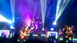 Pierce The Veil- Props & Mayhem, 02.04.2015 The World Tour, Manchester Academy 1