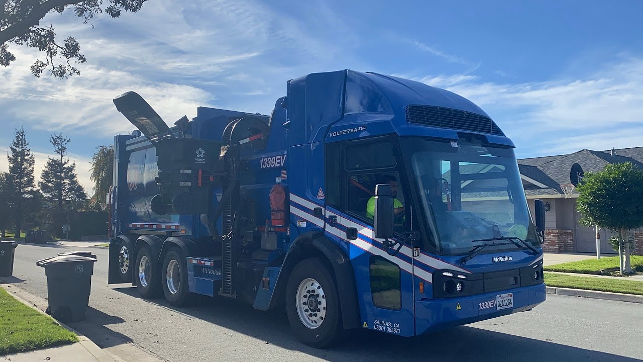 McNeilus Volterra ZSL Garbage Truck!