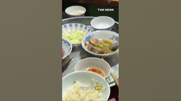 Nỗi lo của bà con vùng lũ sau khi nấu cơm từ gạo cứu trợ, nghe xong thì thấy đúng là đáng lo thật!