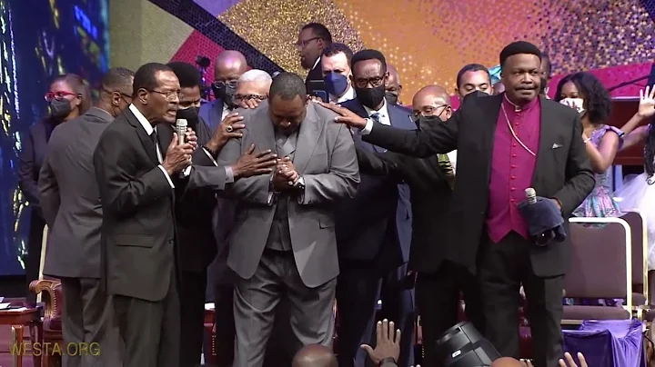 Touching Moment Between Bishop Charles E. Blake an...