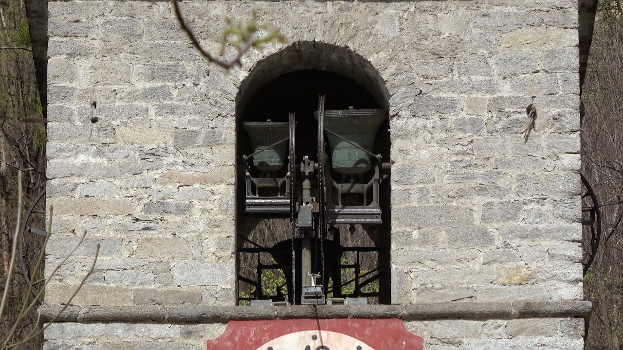 [4K] Колокольный звон в Премии перед границей между Италией и Швейцарией