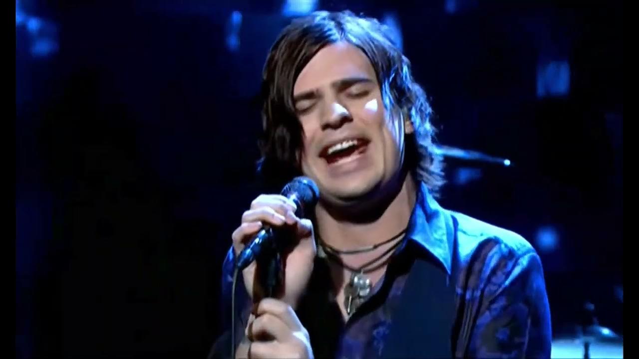 Hinder Lips Of An Angel (Live At Late Night With Conan O'Brien 02/12