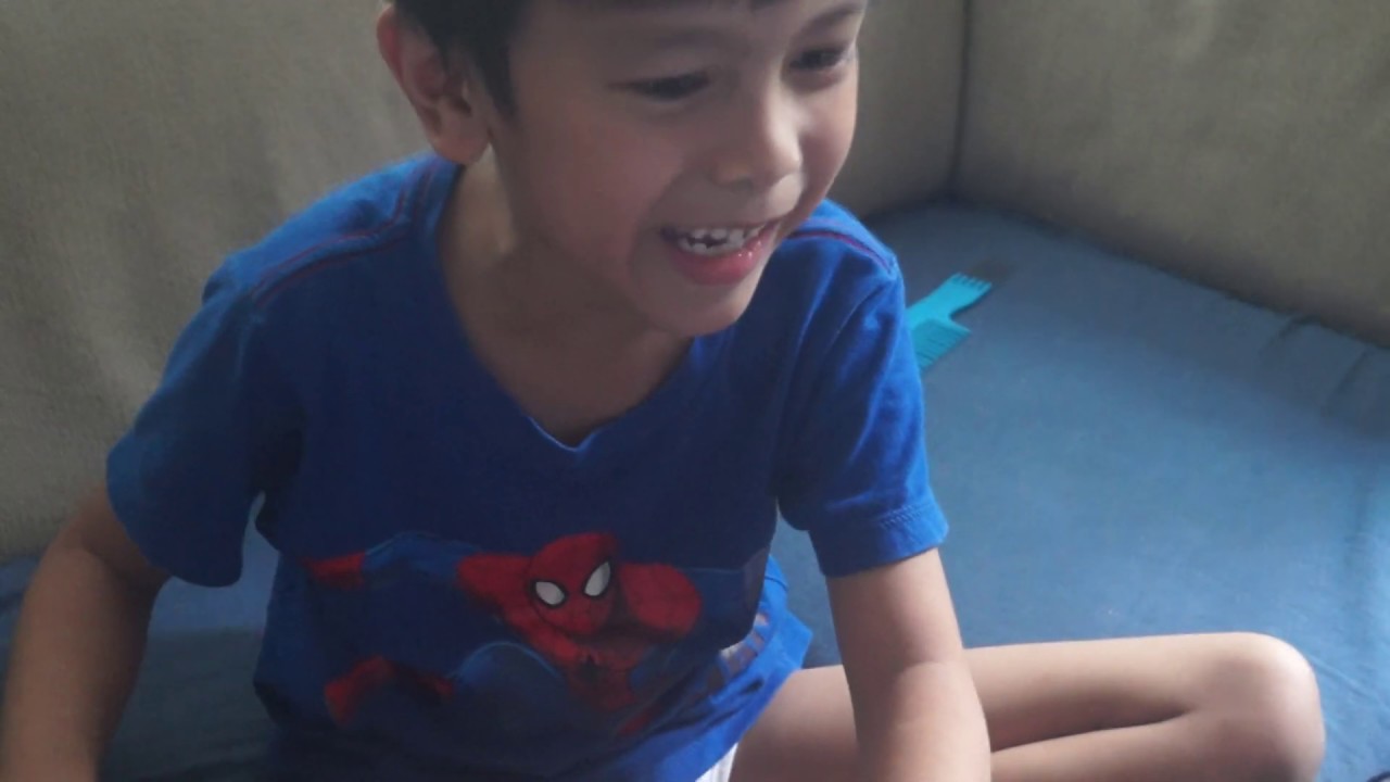 Diaper boy playing Ice cream Freezer YouTube