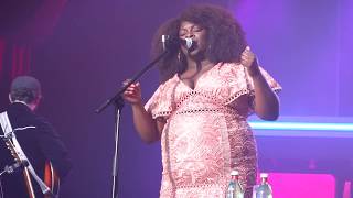 Yola - &quot;Lonely The Night&quot; - Americanafest- Luck Reunion - Showboat - 2019-09 -12