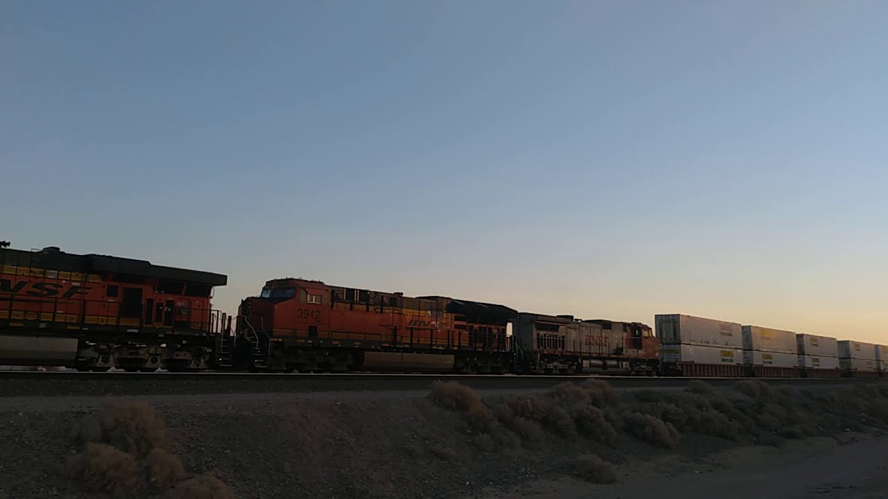Monster WB BNSF Z Train At Lenwood CA! 