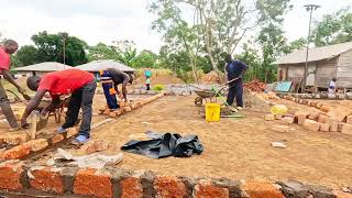 Process of three bedroom house!!! Slaving and setting
